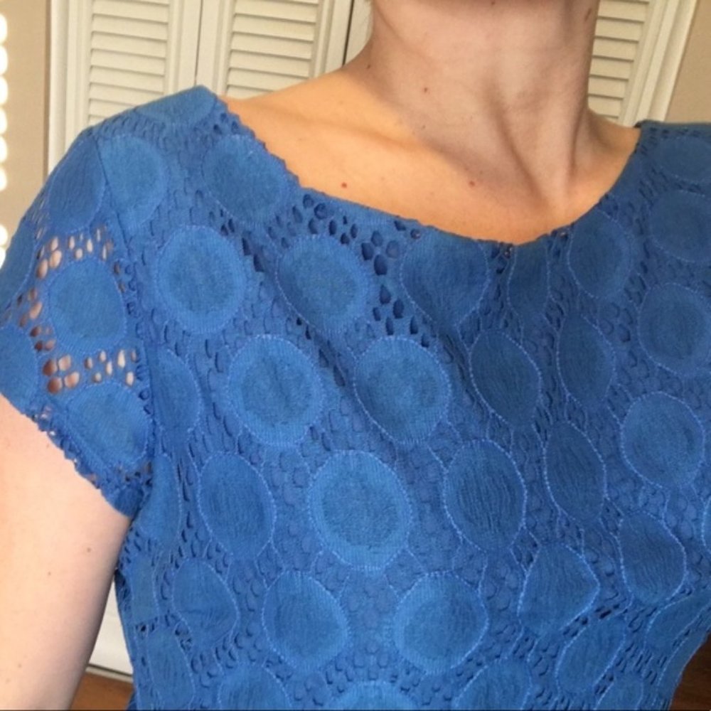 Lace pattern Banana Republic short sleeve